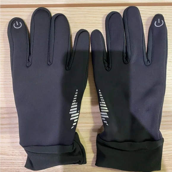 * sold * super warm black men’s gloves for using screens in the cold - Picture 2 of 7